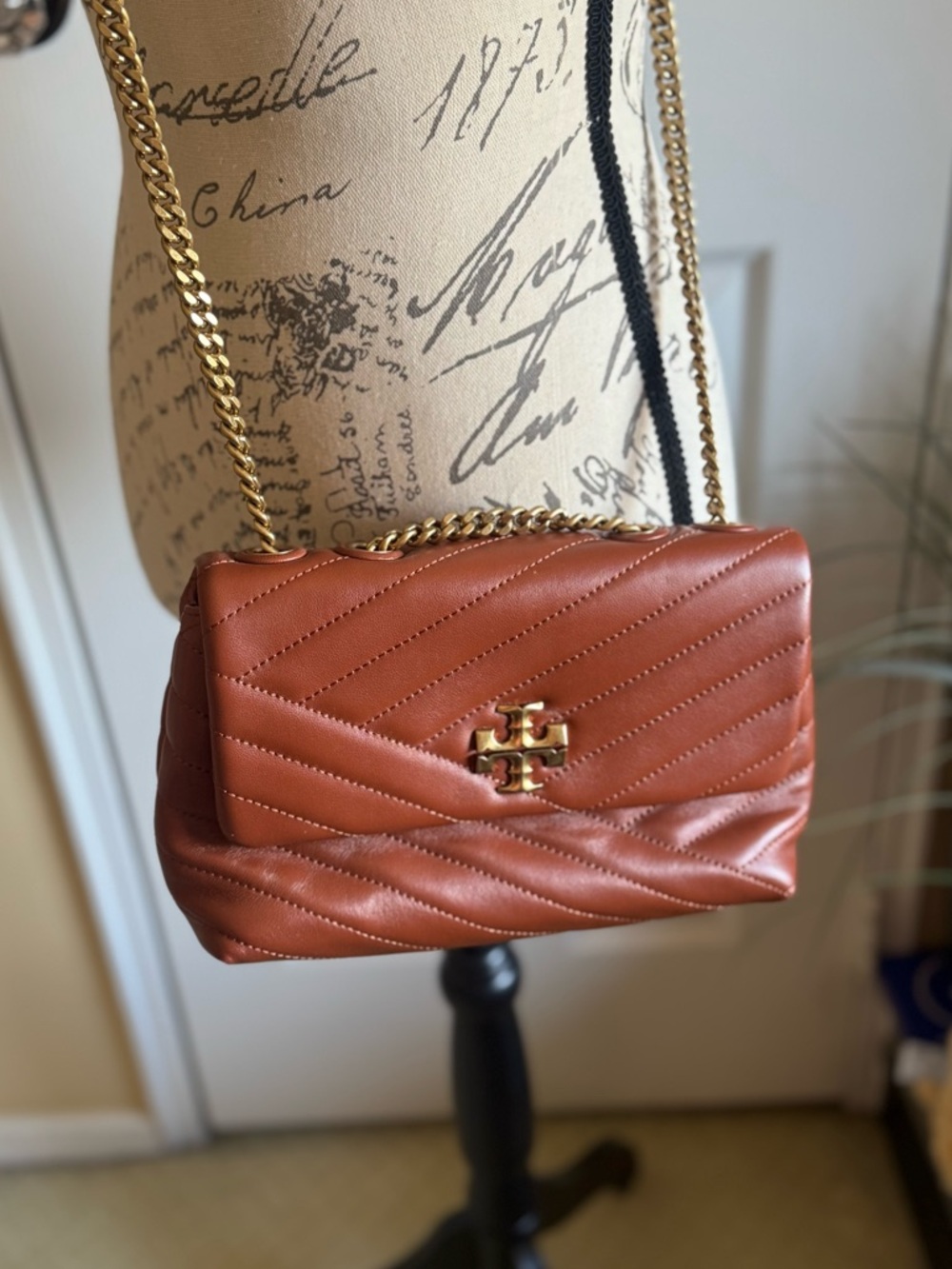 Tory Burch Kira Chevron Convertible Shoulder/Crossbody Bag - Picture 3 of 11